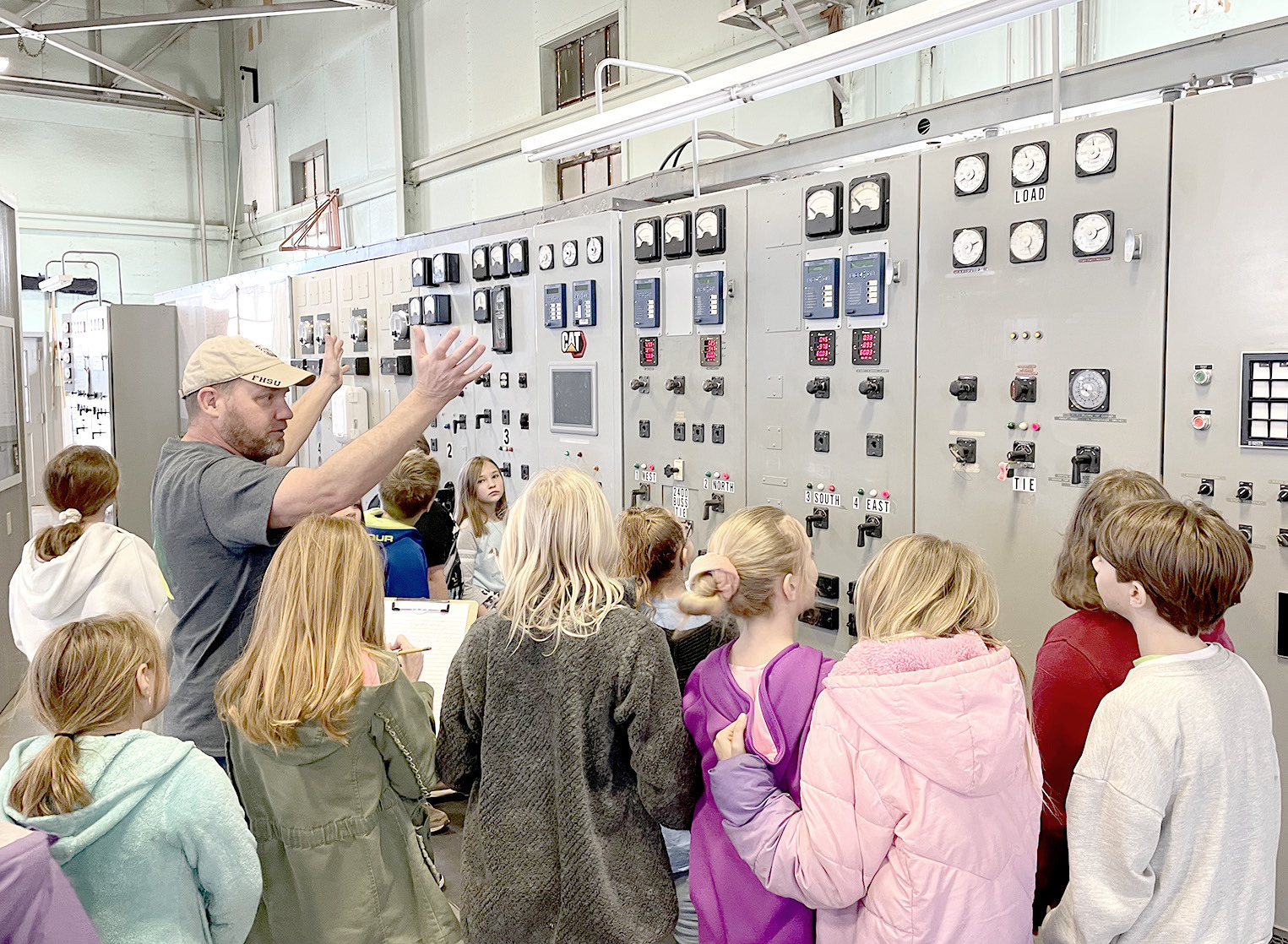 Fourth graders visit the Stockton Power Plant