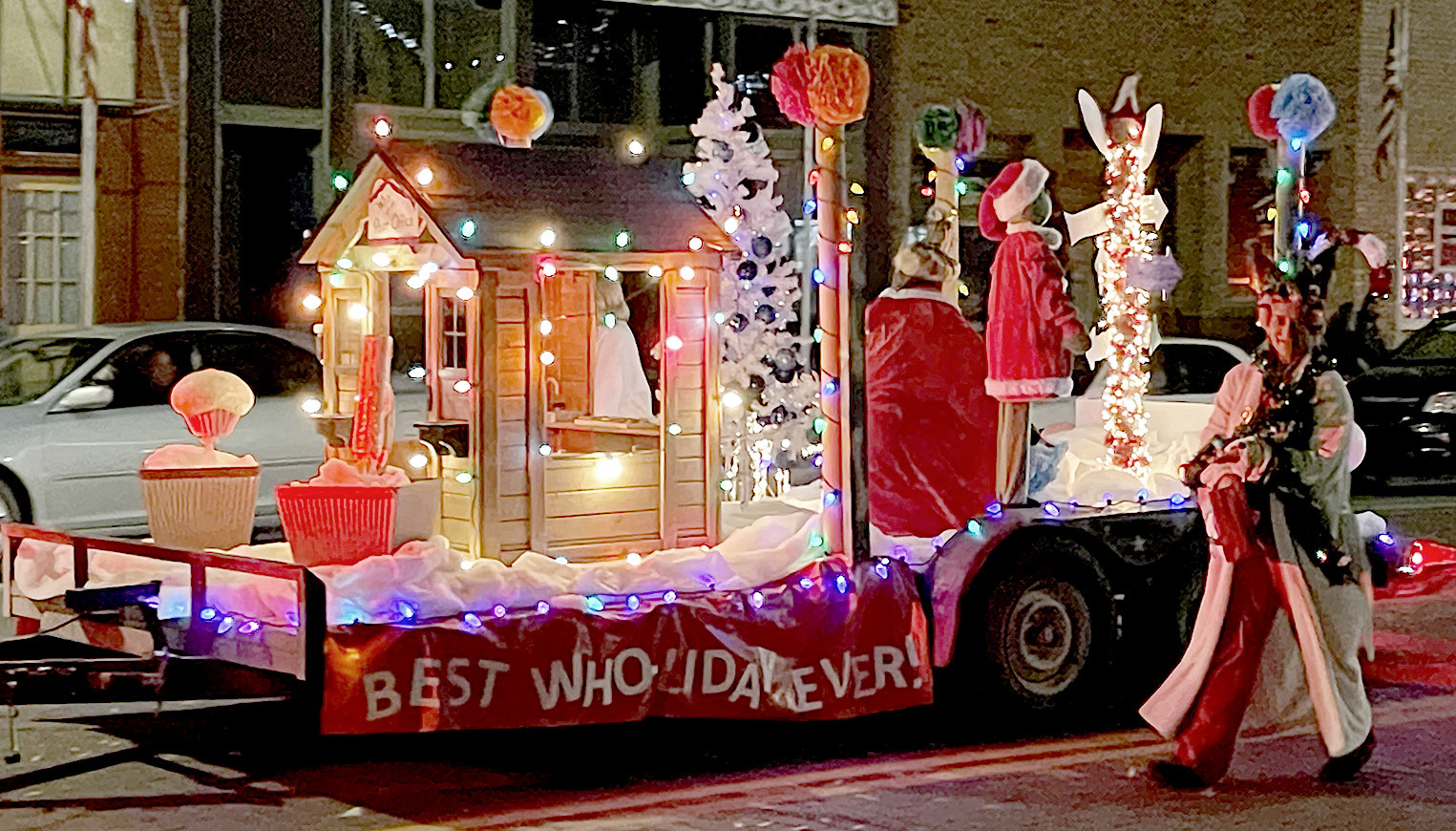 THE SIGMA PHI ESA’S Grinch float got first place in the Organization category at the Olde Tyme Christmas Parade held on Friday, November 25.