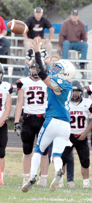 Camerson Balthazor looking to catch pass vs. Rawlins County