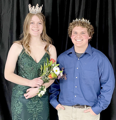 ELIZABETH BUSONIC AND CHEVY BOUCHEY were crowned the SHS Prom Queen and King at the elegant, black-tie event on Saturday, April 1st.
