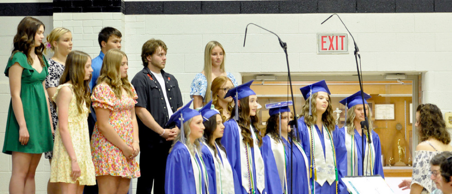 SHS Choir performing at Commencement