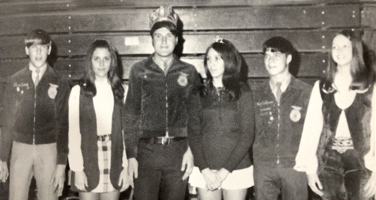 AFTER THE PENNIES WERE COUNTED, the 1971 Goblin’s Glory Queen and King were announced. Pictured are (from left): Steve Cook, Cindy Turnbull, King Jim Stice, Queen Katy Laska, Harry Colburn and Shelly Conn.